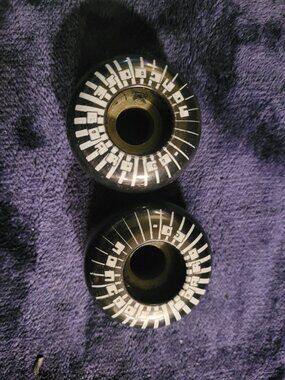Vintage Mongoose Board Company Skateboard Wheels — Black Graphic Set